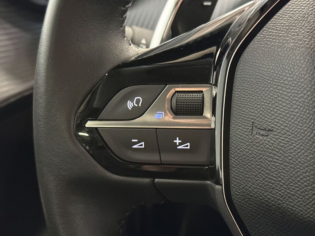 Peugeot 208 vaihtoauto