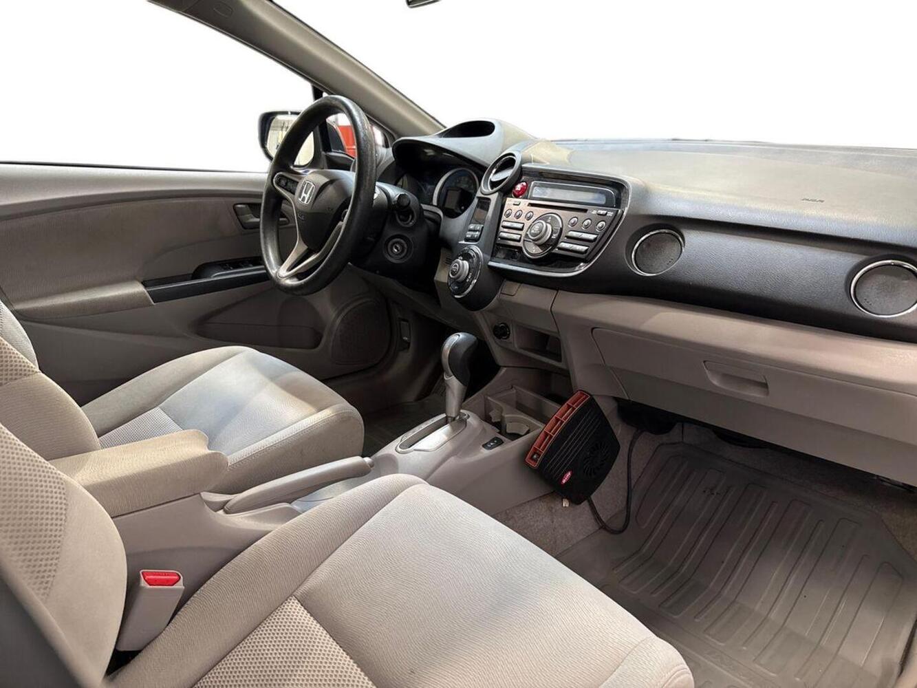 Honda Insight vaihtoauto
