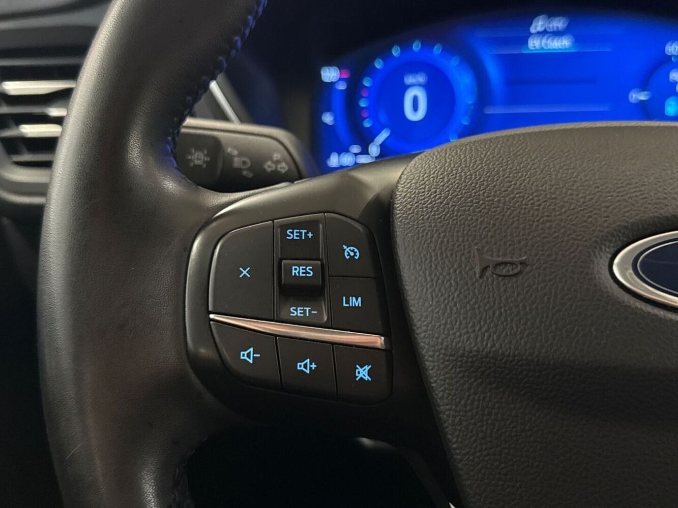Ford Kuga vaihtoauto