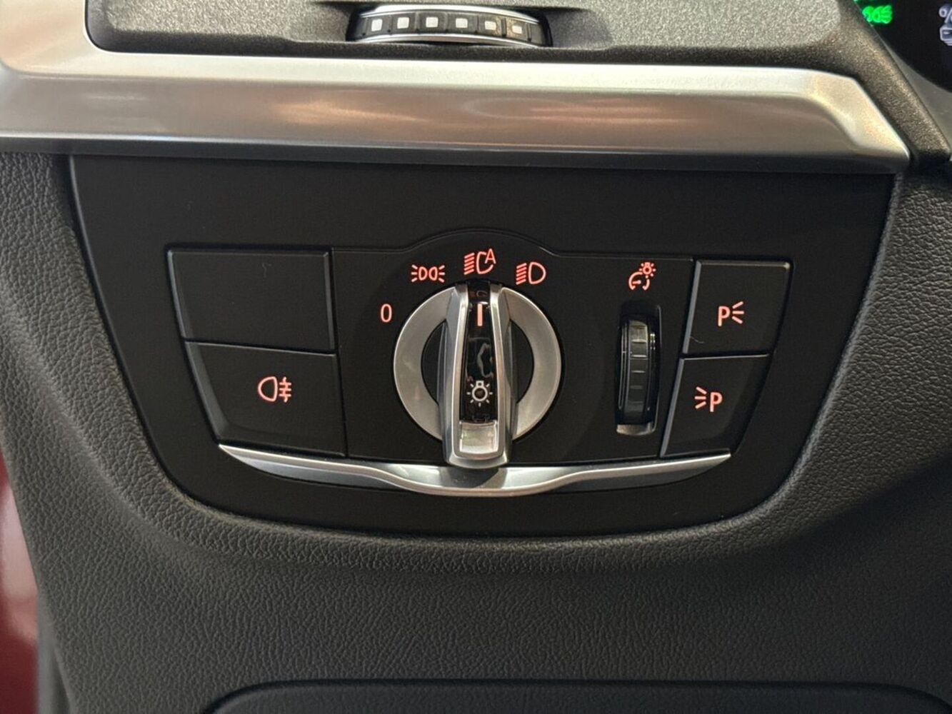 BMW iX3 vaihtoauto