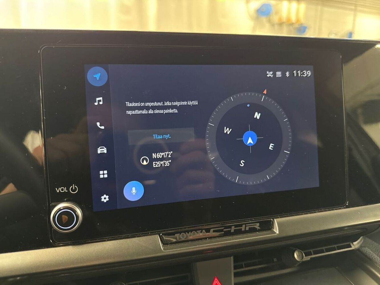 Toyota C-HR vaihtoauto