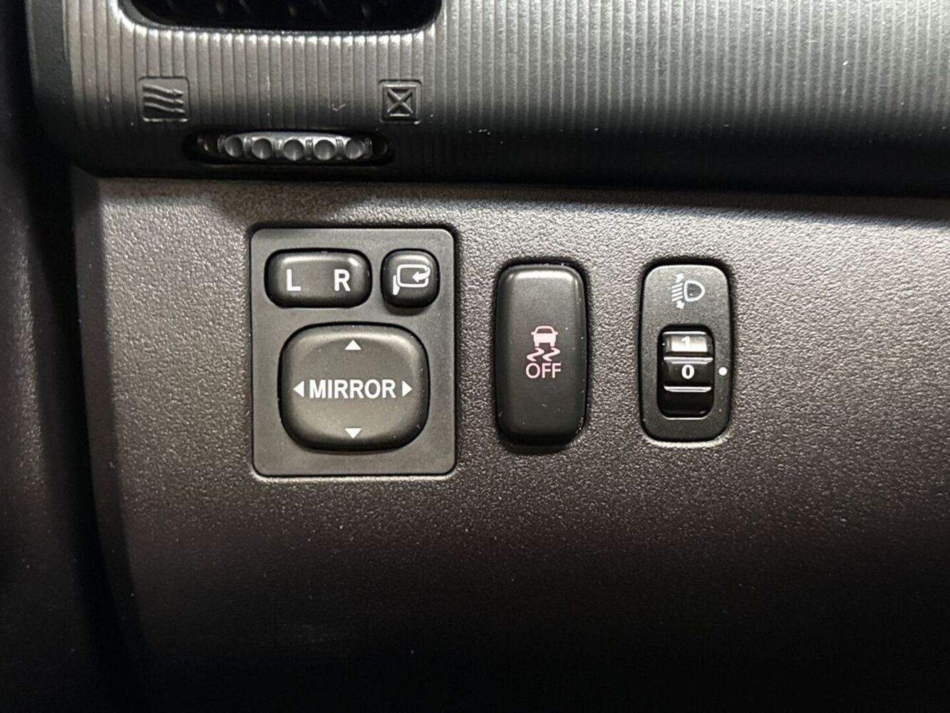 Mitsubishi L200 vaihtoauto