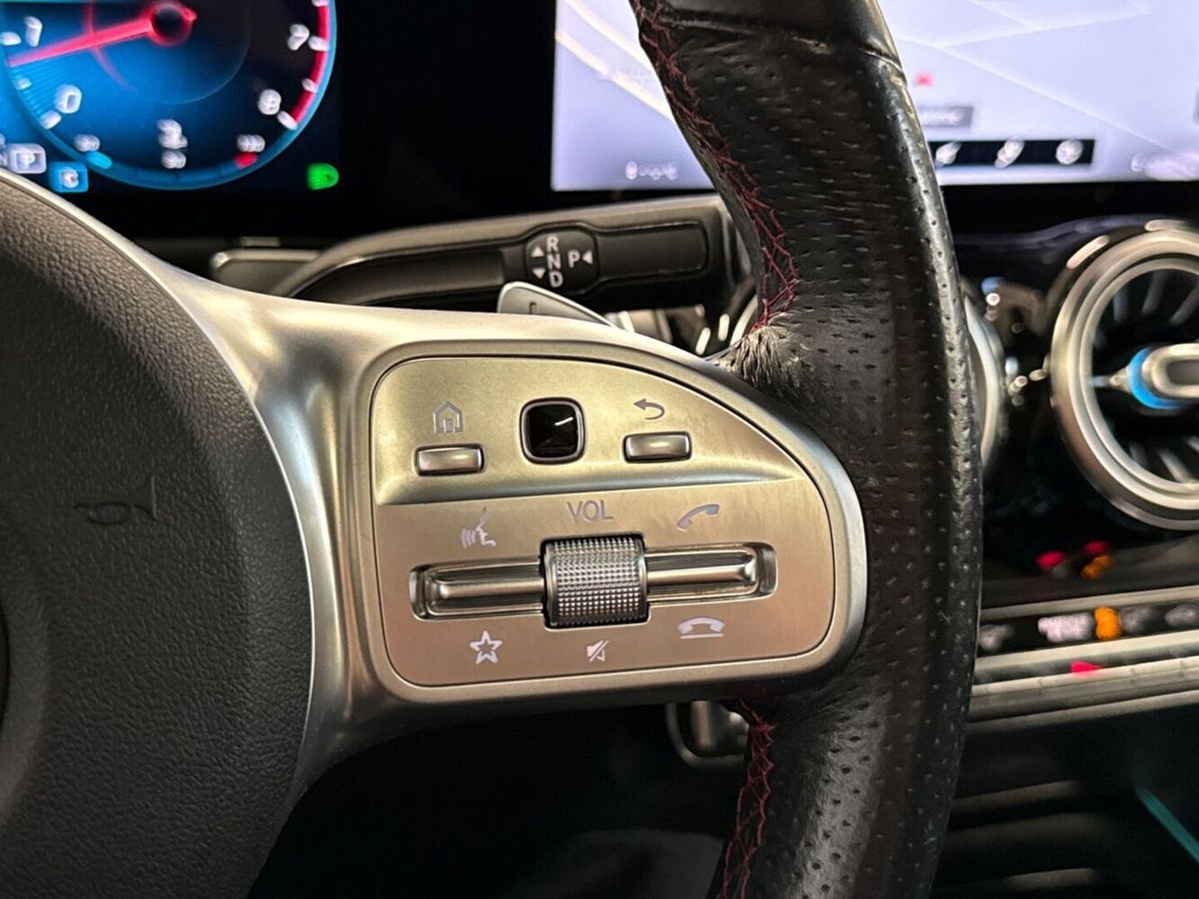 Mercedes-Benz GLB vaihtoauto
