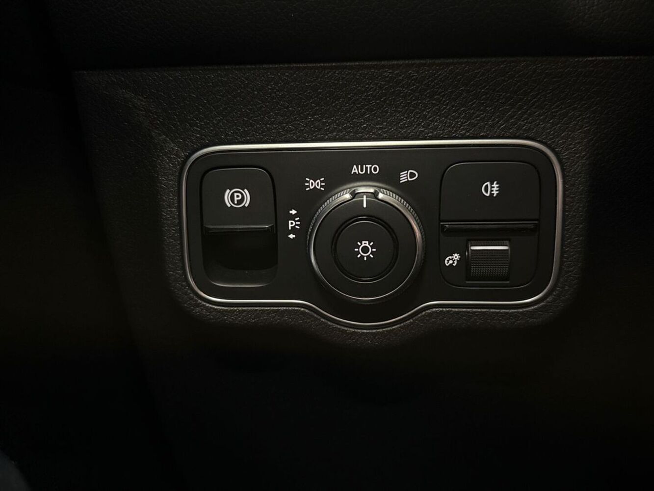 Mercedes-Benz GLB vaihtoauto