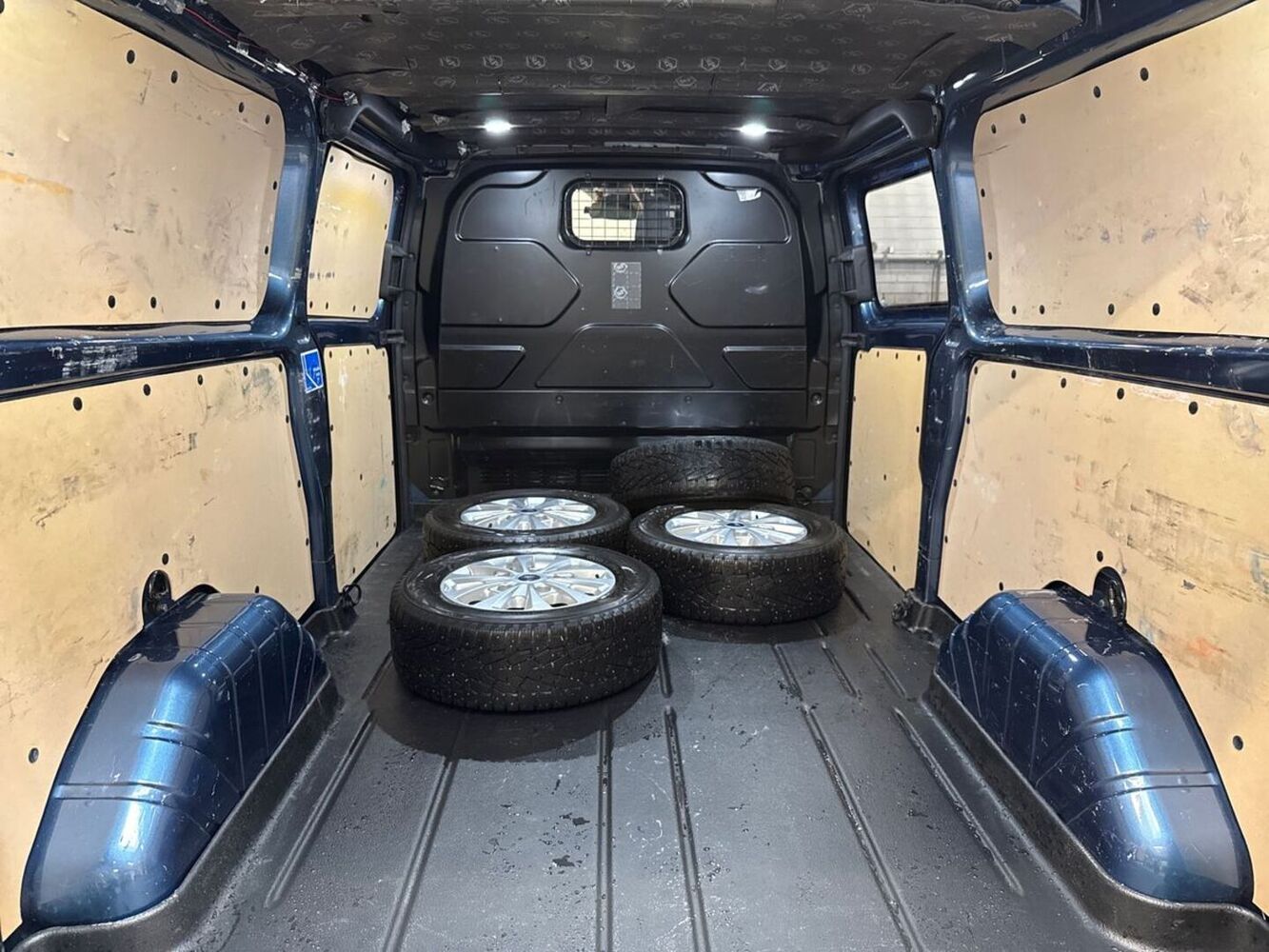 Ford Transit Custom vaihtoauto