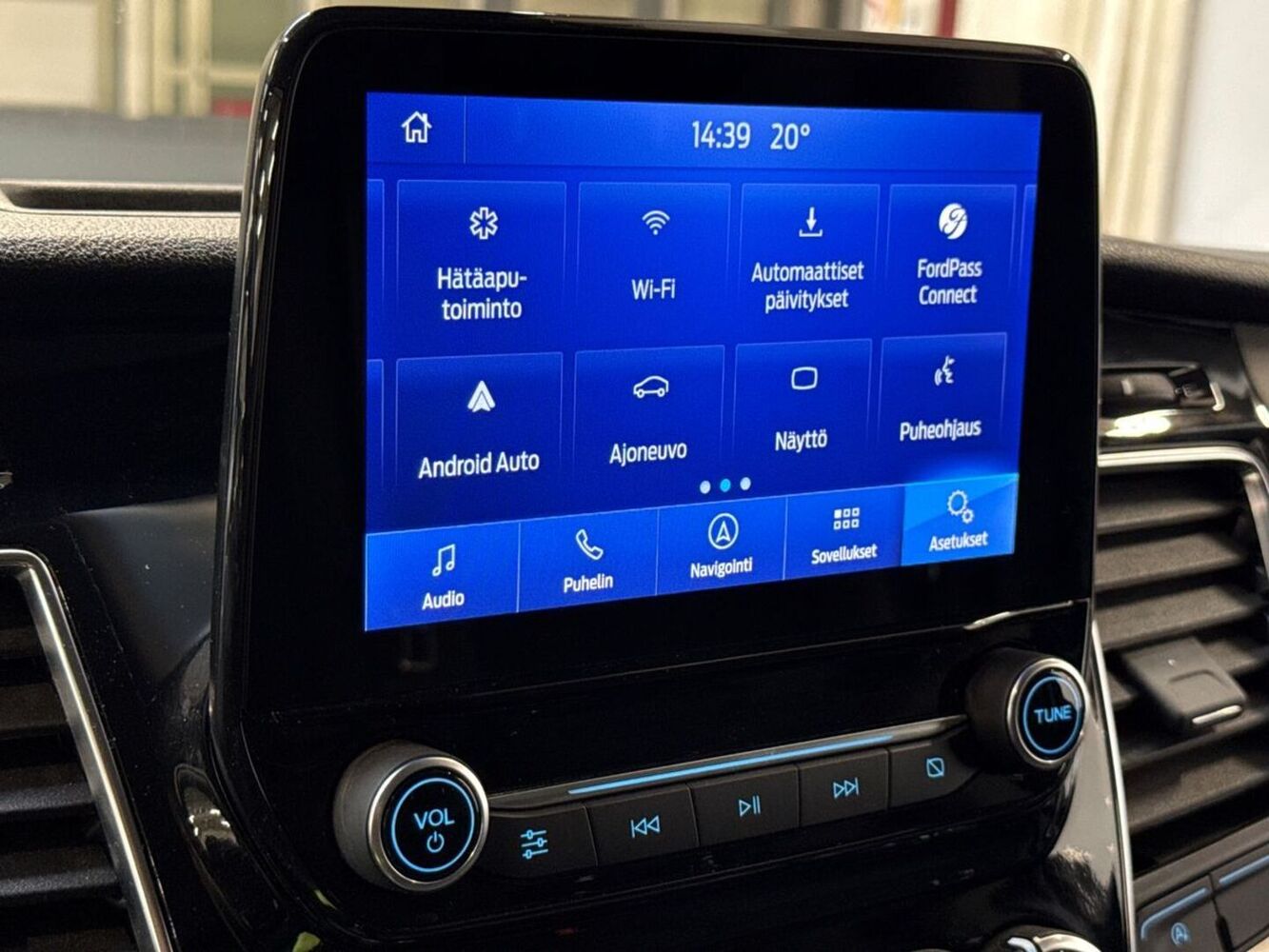 Ford Transit Custom vaihtoauto