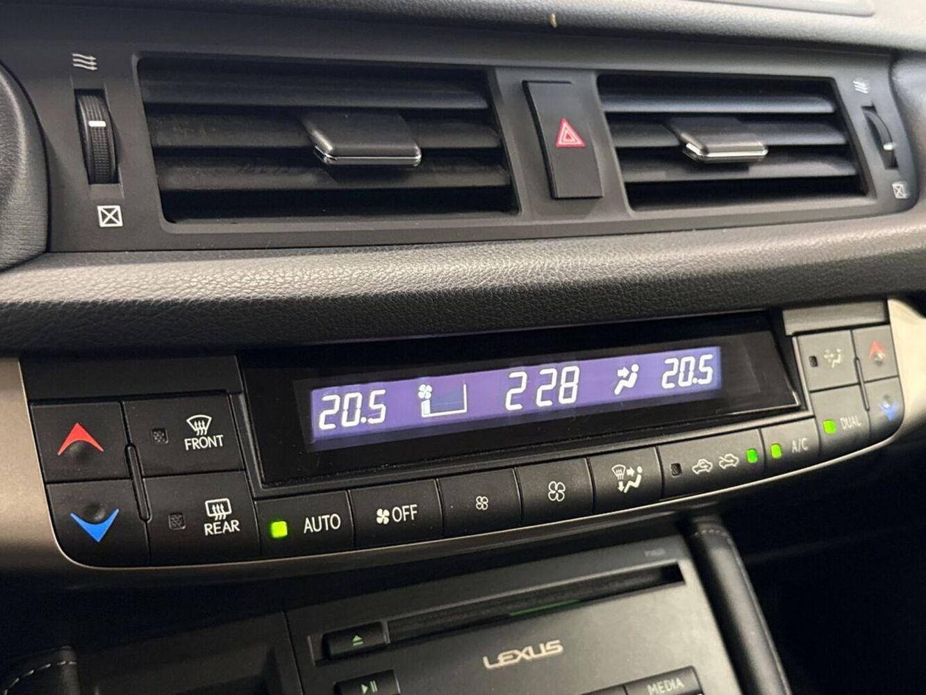 Lexus CT vaihtoauto
