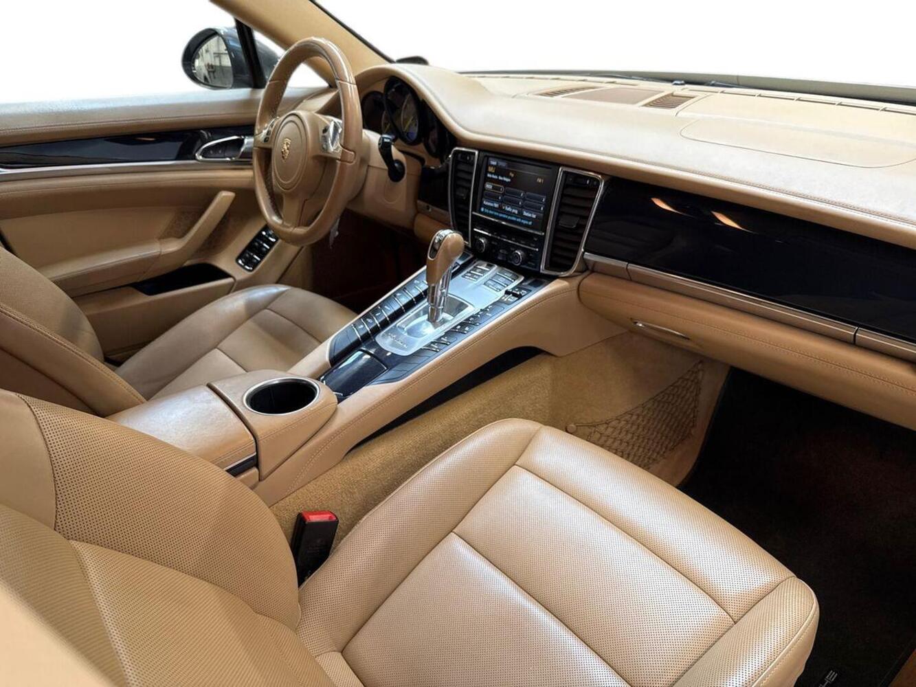 Porsche Panamera vaihtoauto