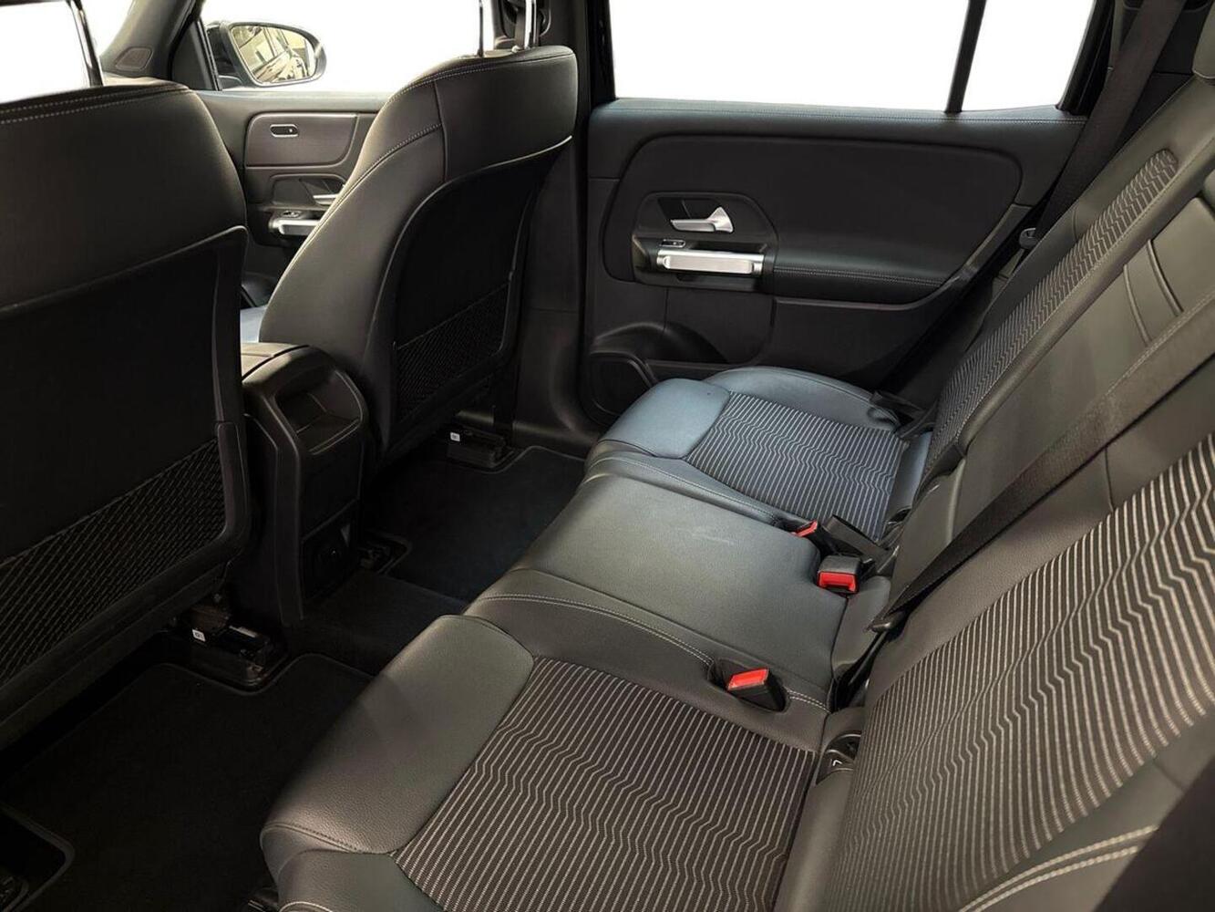 Mercedes-Benz EQB vaihtoauto