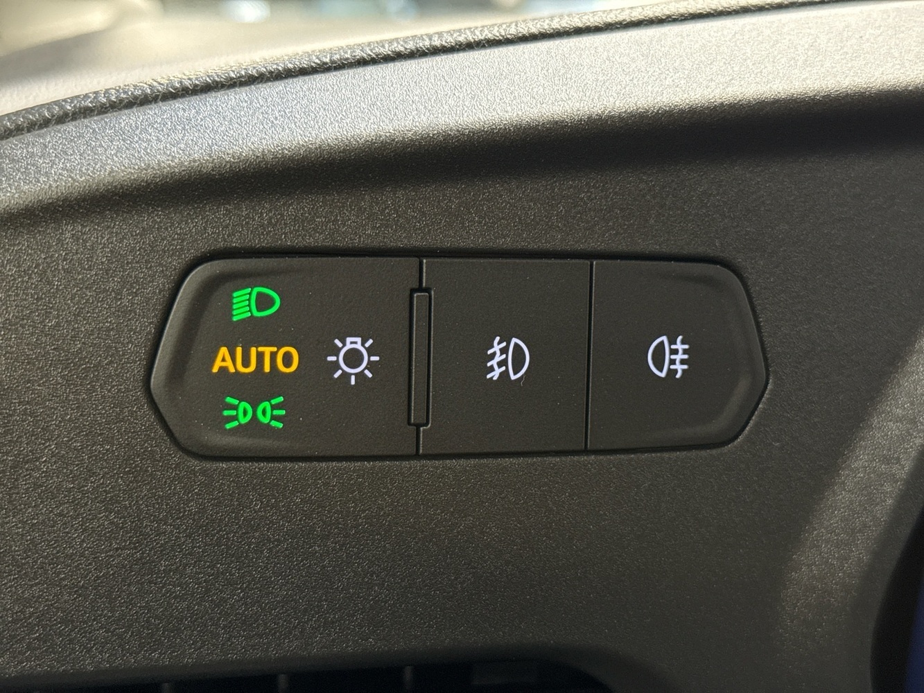 Ford Transit Connect vaihtoauto