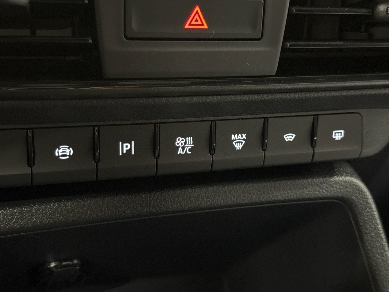 Ford Transit Connect vaihtoauto