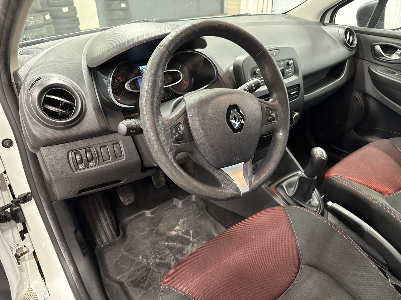 Renault Clio vaihtoauto