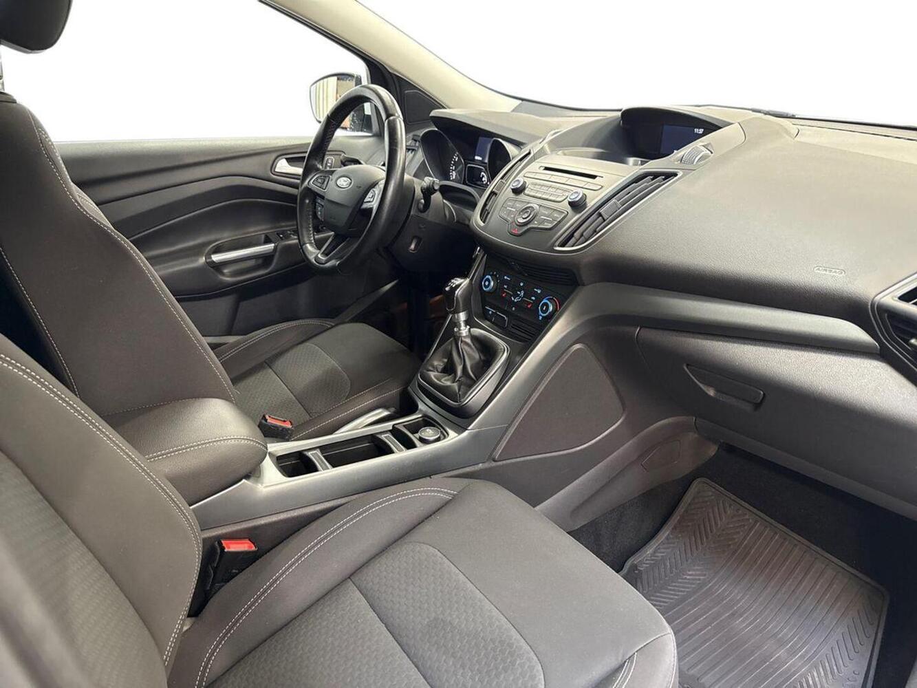 Ford Kuga vaihtoauto