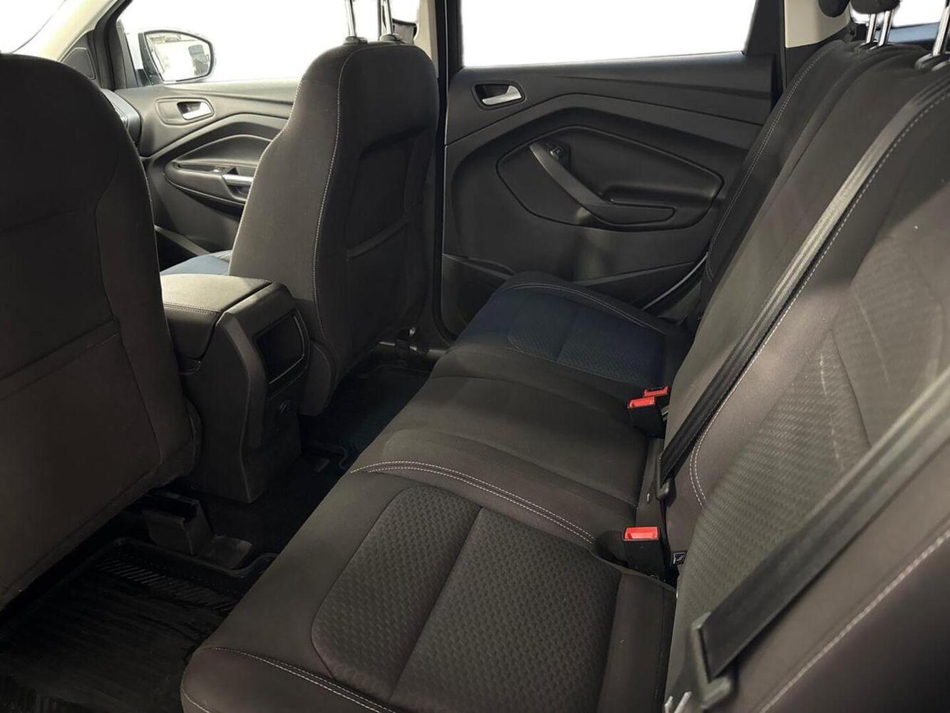 Ford Kuga vaihtoauto