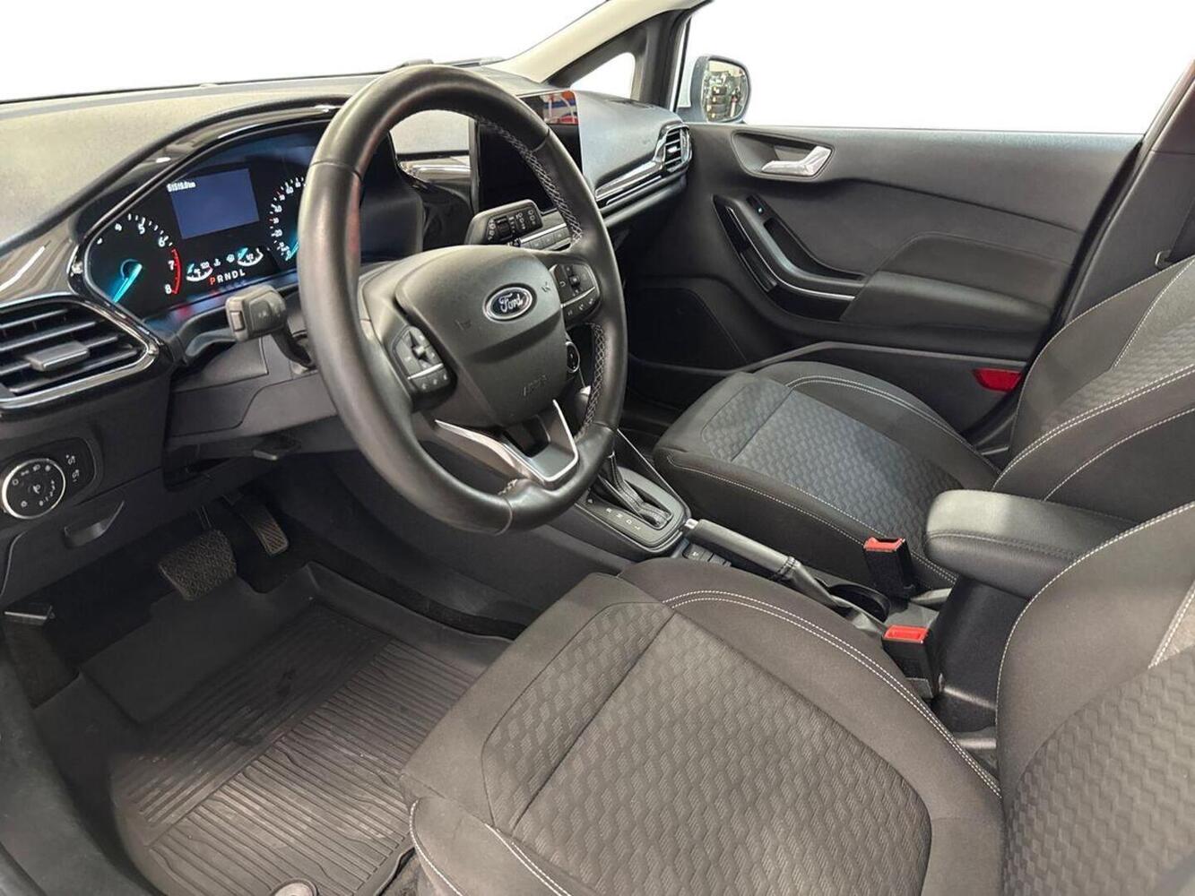 Ford Fiesta vaihtoauto