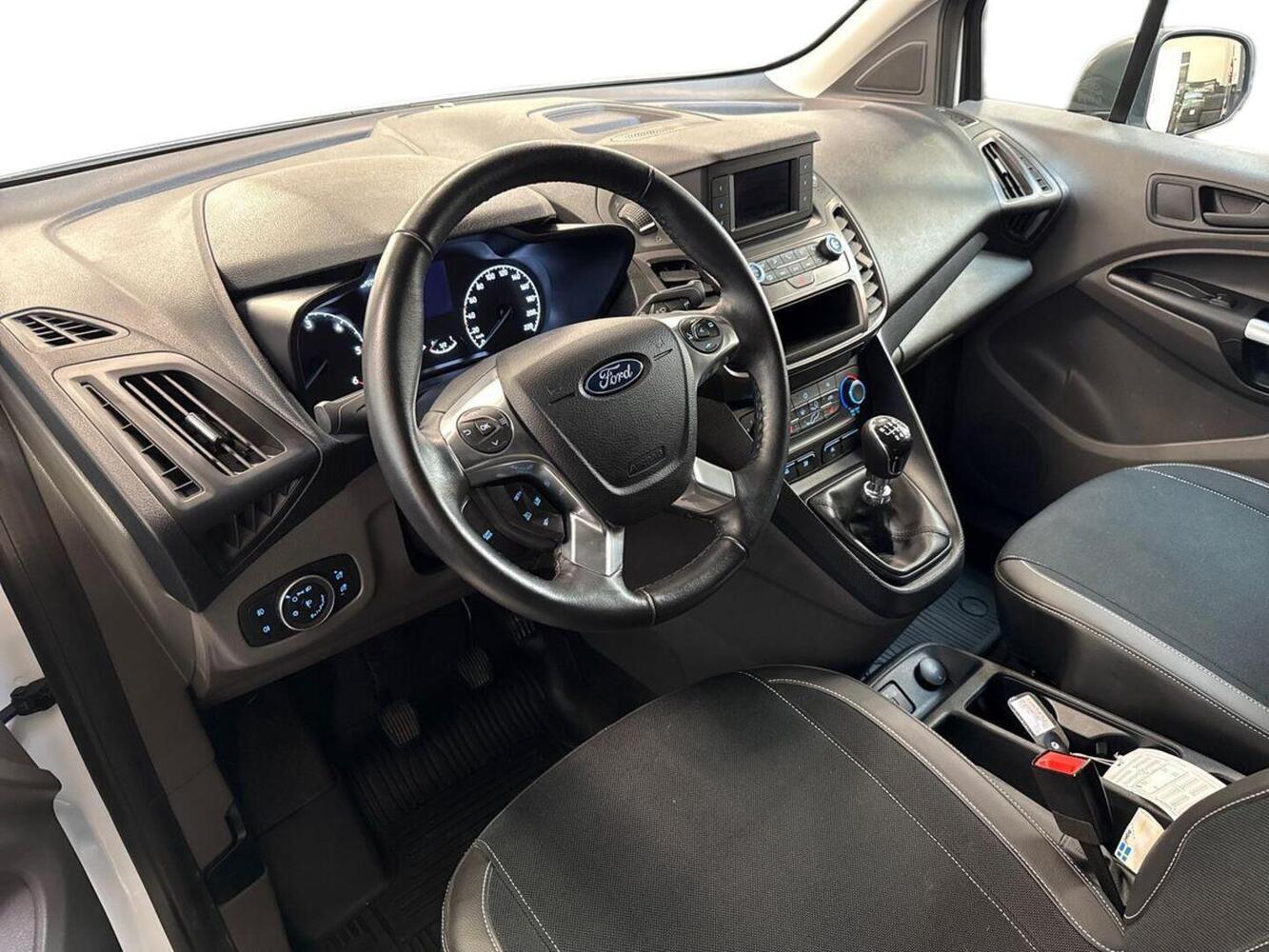 Ford Transit Connect vaihtoauto