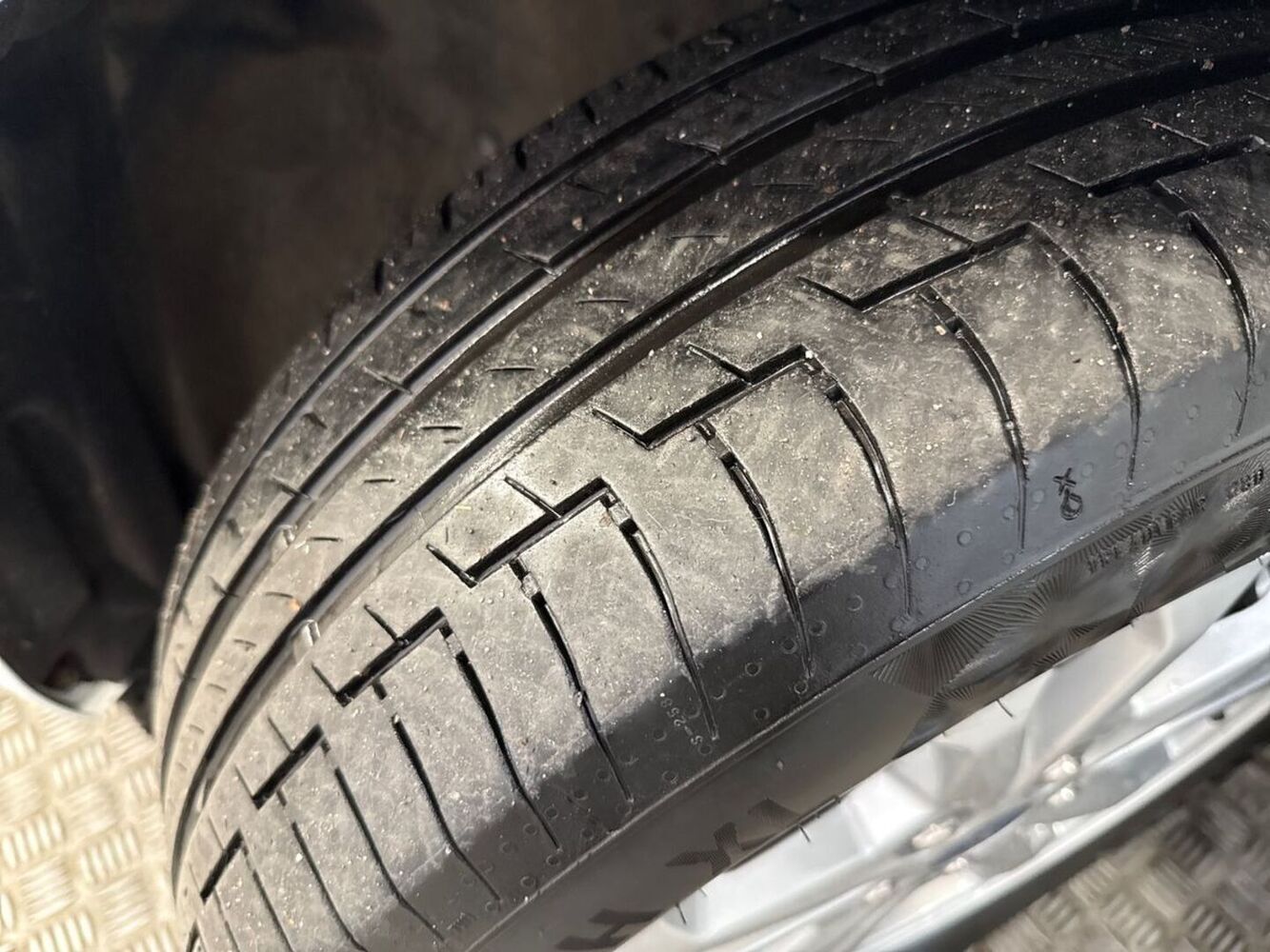 Ford Transit Connect vaihtoauto