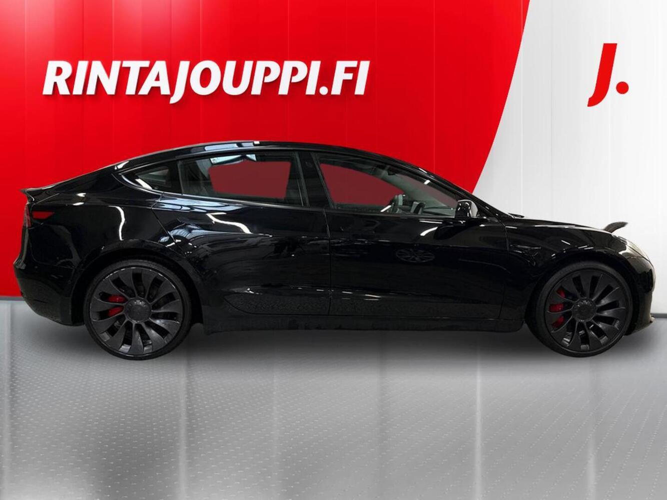 Tesla Model 3 vaihtoauto
