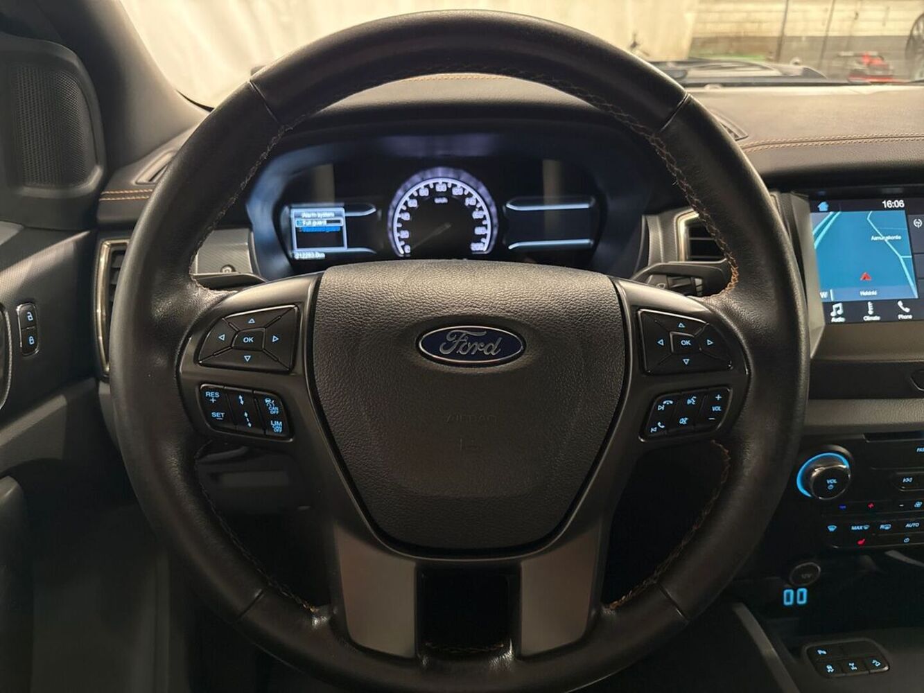 Ford Ranger vaihtoauto