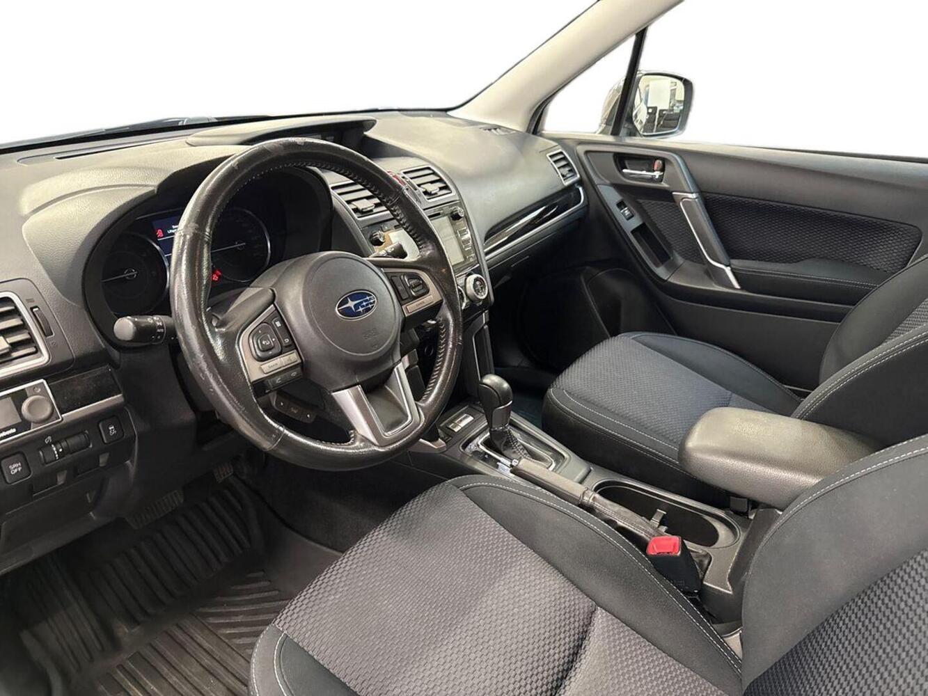 Subaru Forester vaihtoauto