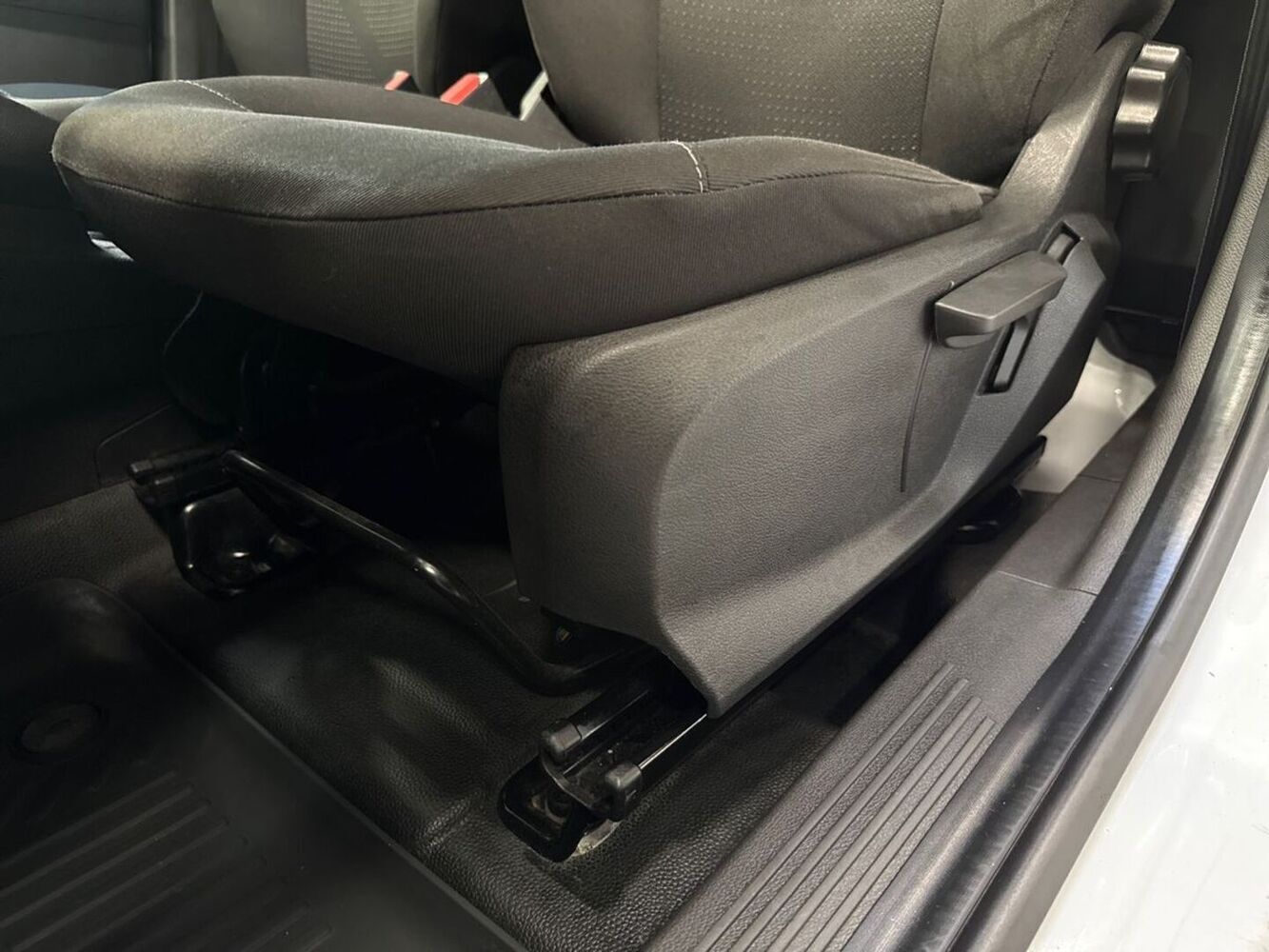 Ford Transit Courier vaihtoauto