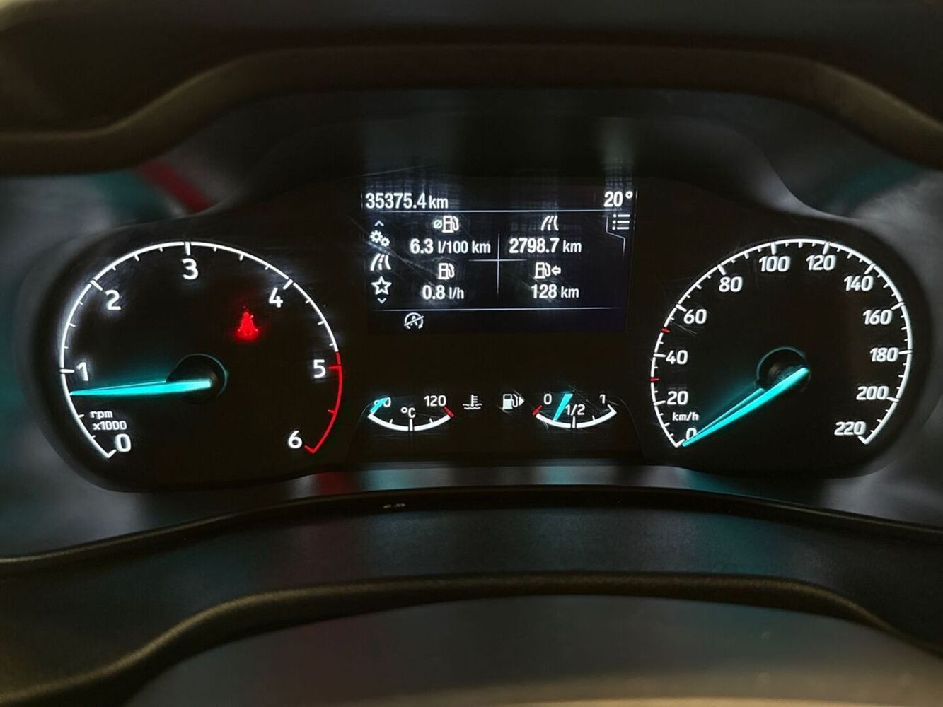 Ford Transit Connect vaihtoauto