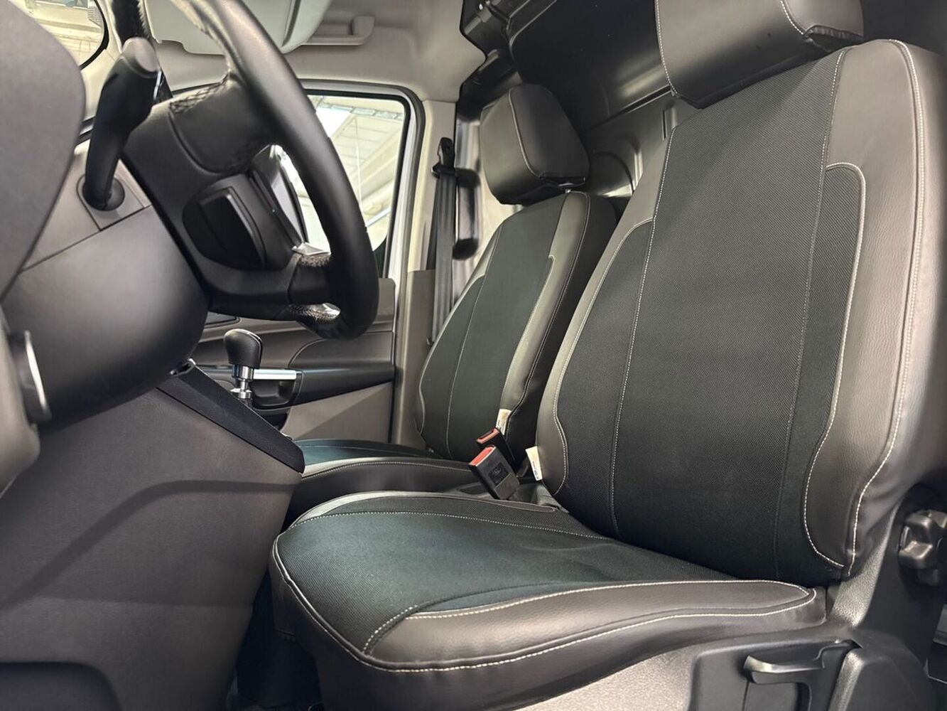Ford Transit Connect vaihtoauto