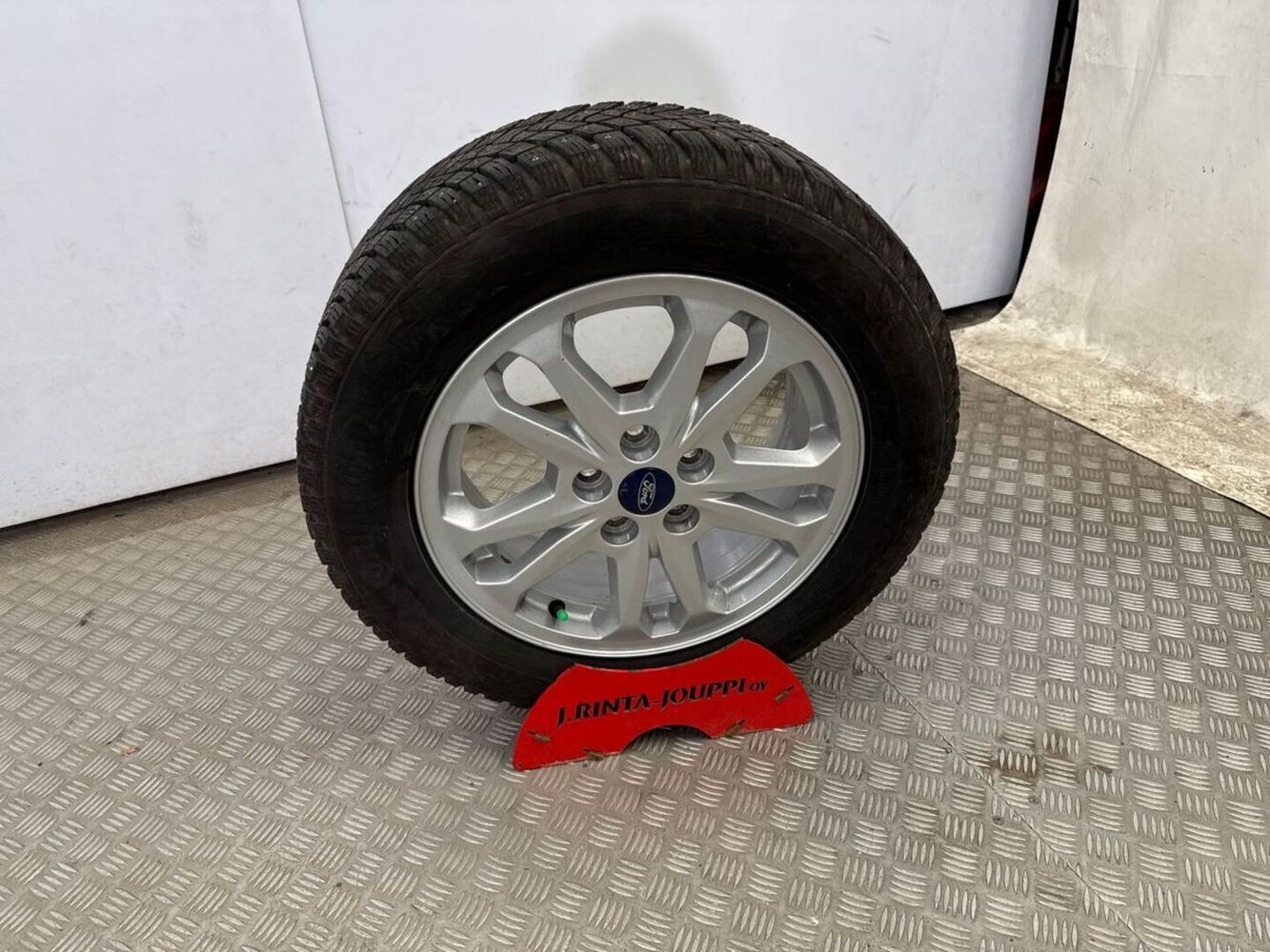 Ford Transit Connect vaihtoauto