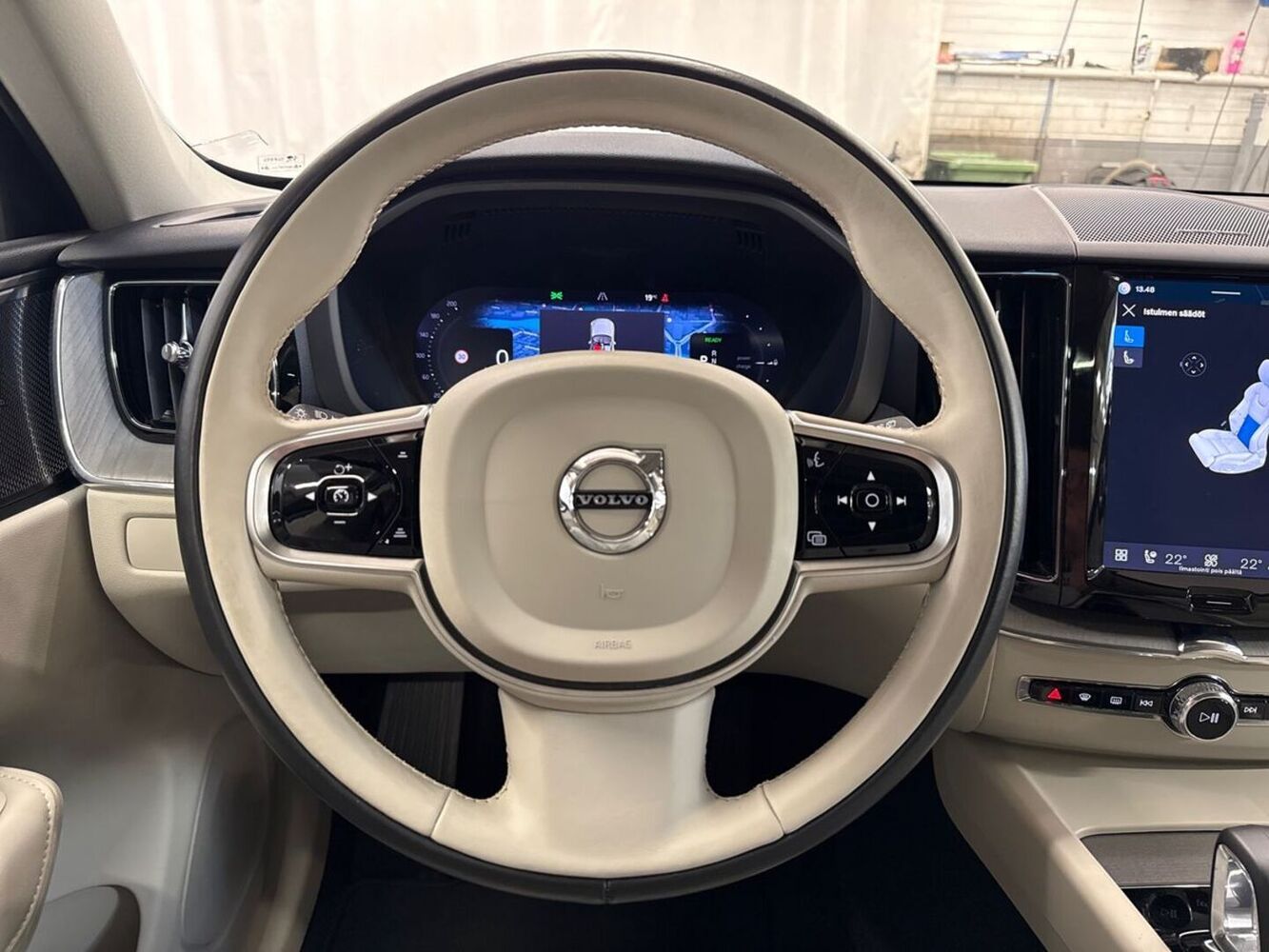 Volvo XC60 vaihtoauto