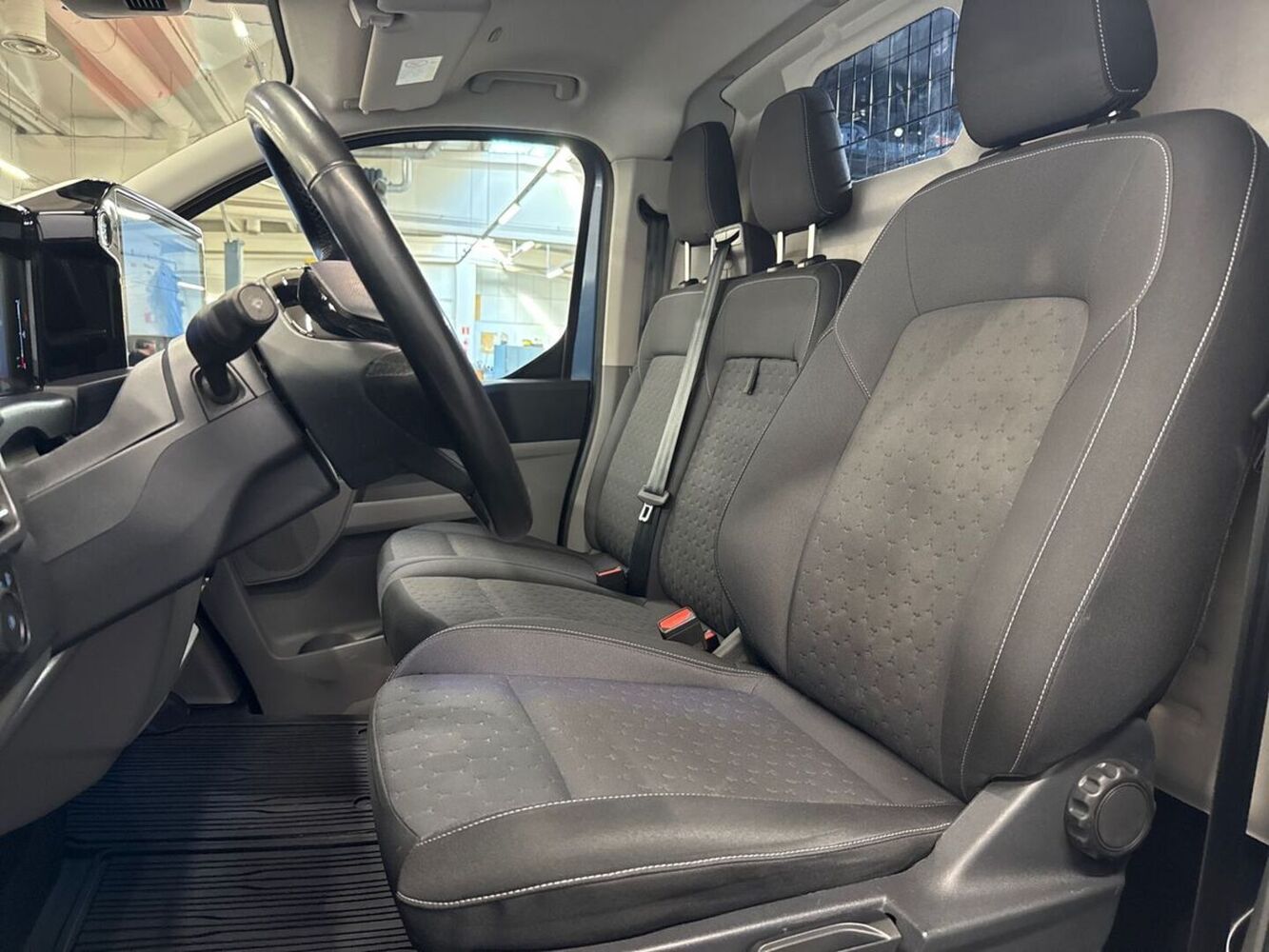 Ford Transit Custom vaihtoauto