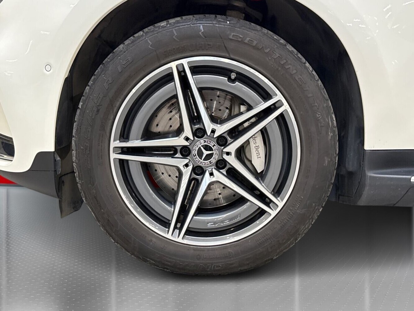 Mercedes-Benz EQC vaihtoauto