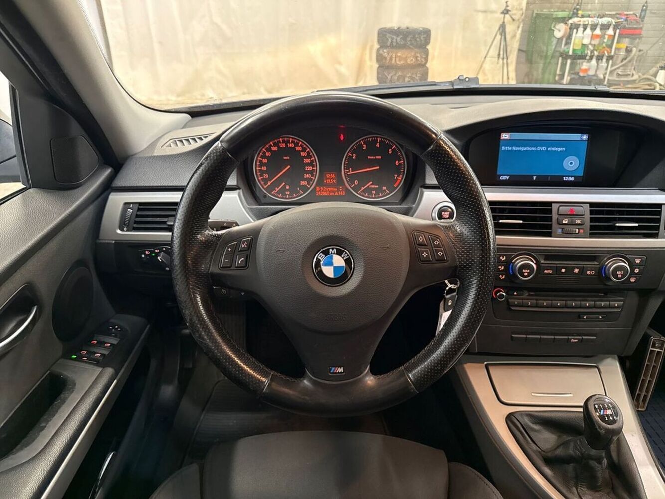 BMW 320 vaihtoauto
