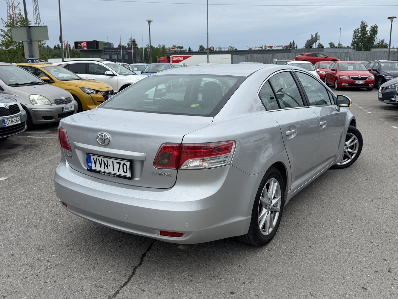 Toyota Avensis vaihtoauto