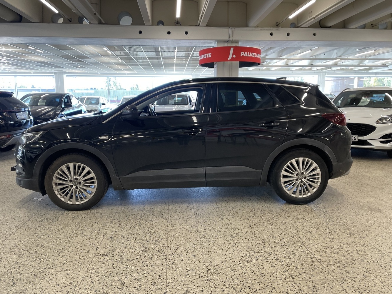 Opel Grandland X vaihtoauto