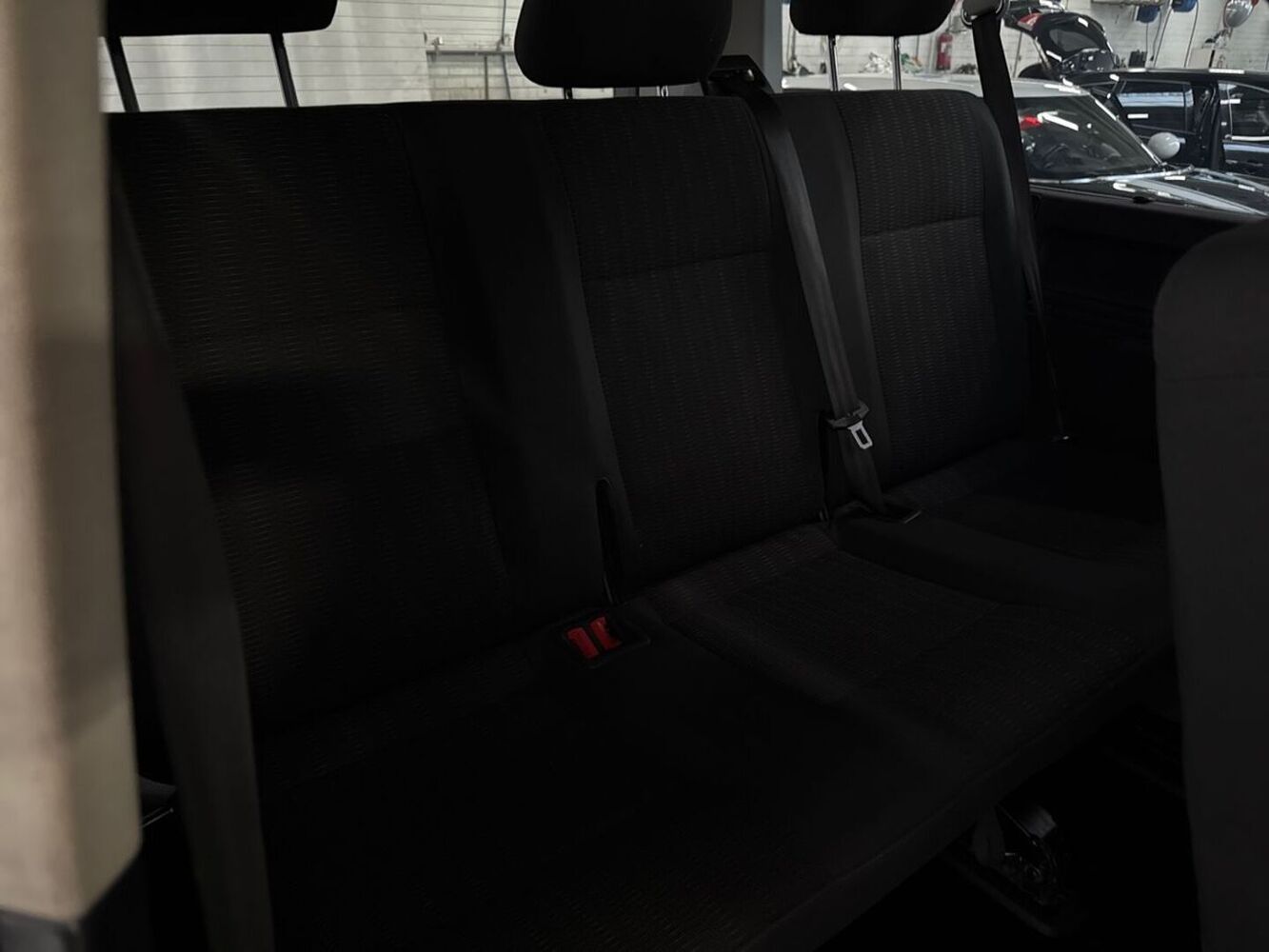 Volkswagen Caravelle vaihtoauto