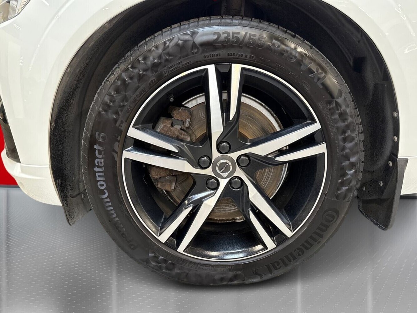 Volvo XC60 vaihtoauto