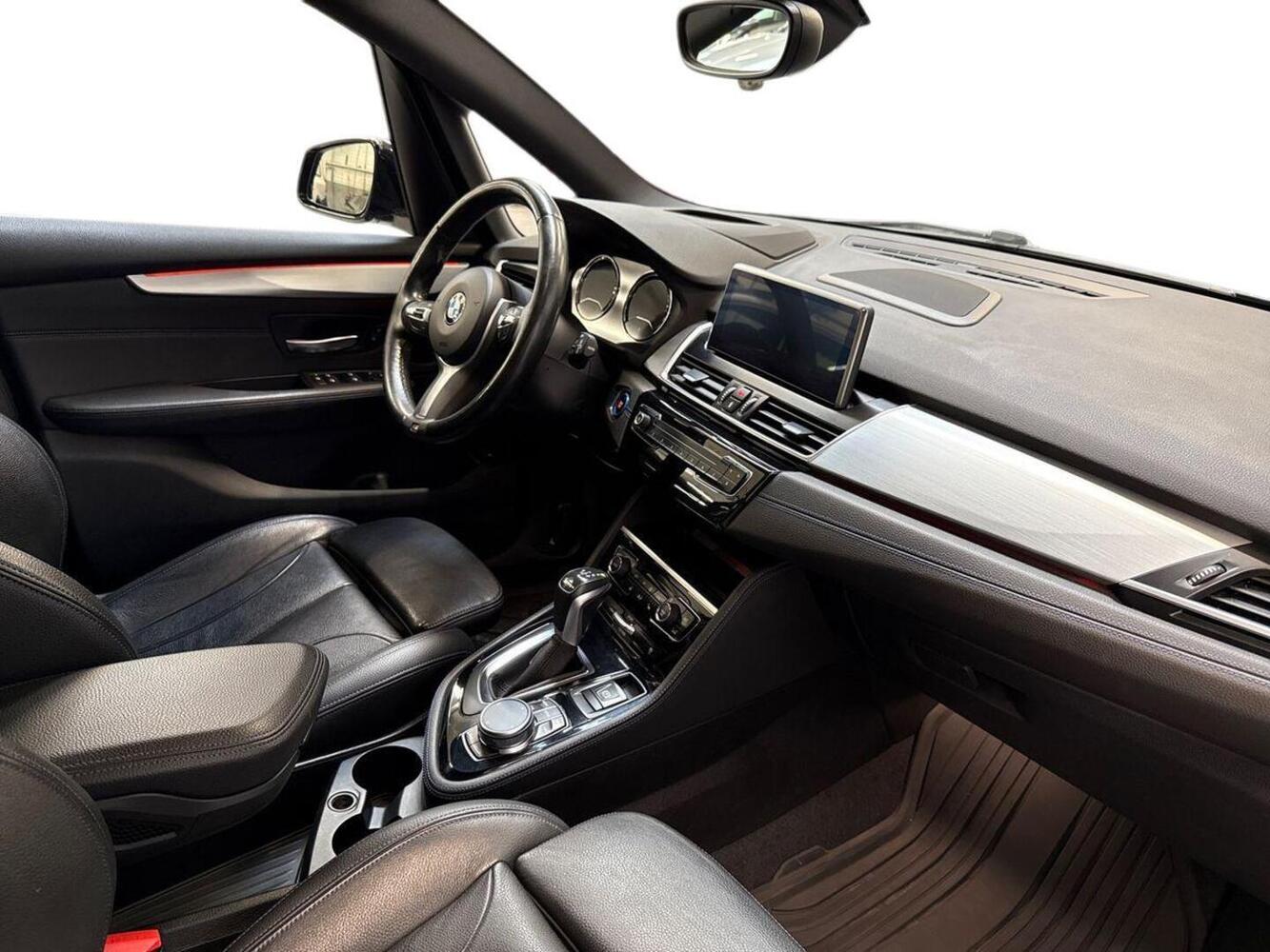 BMW 225 vaihtoauto