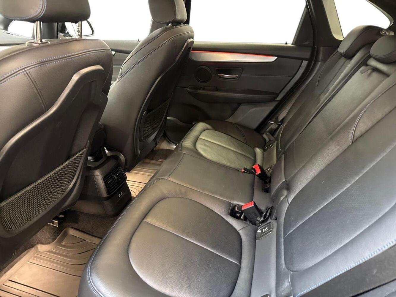 BMW 225 vaihtoauto