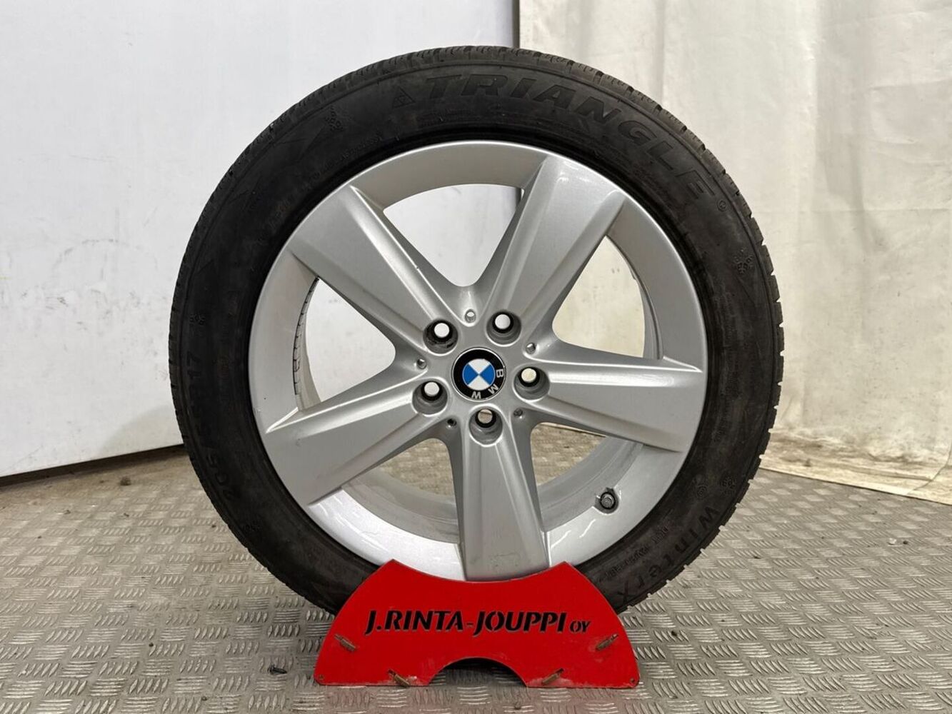 BMW 225 vaihtoauto