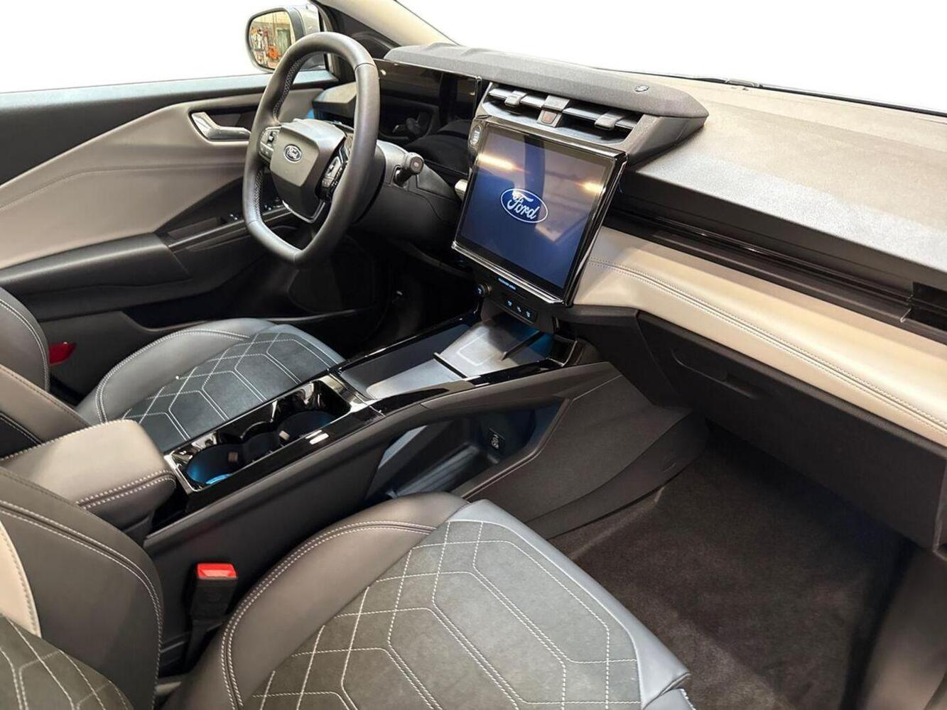 Ford Puma Gen-E vaihtoauto