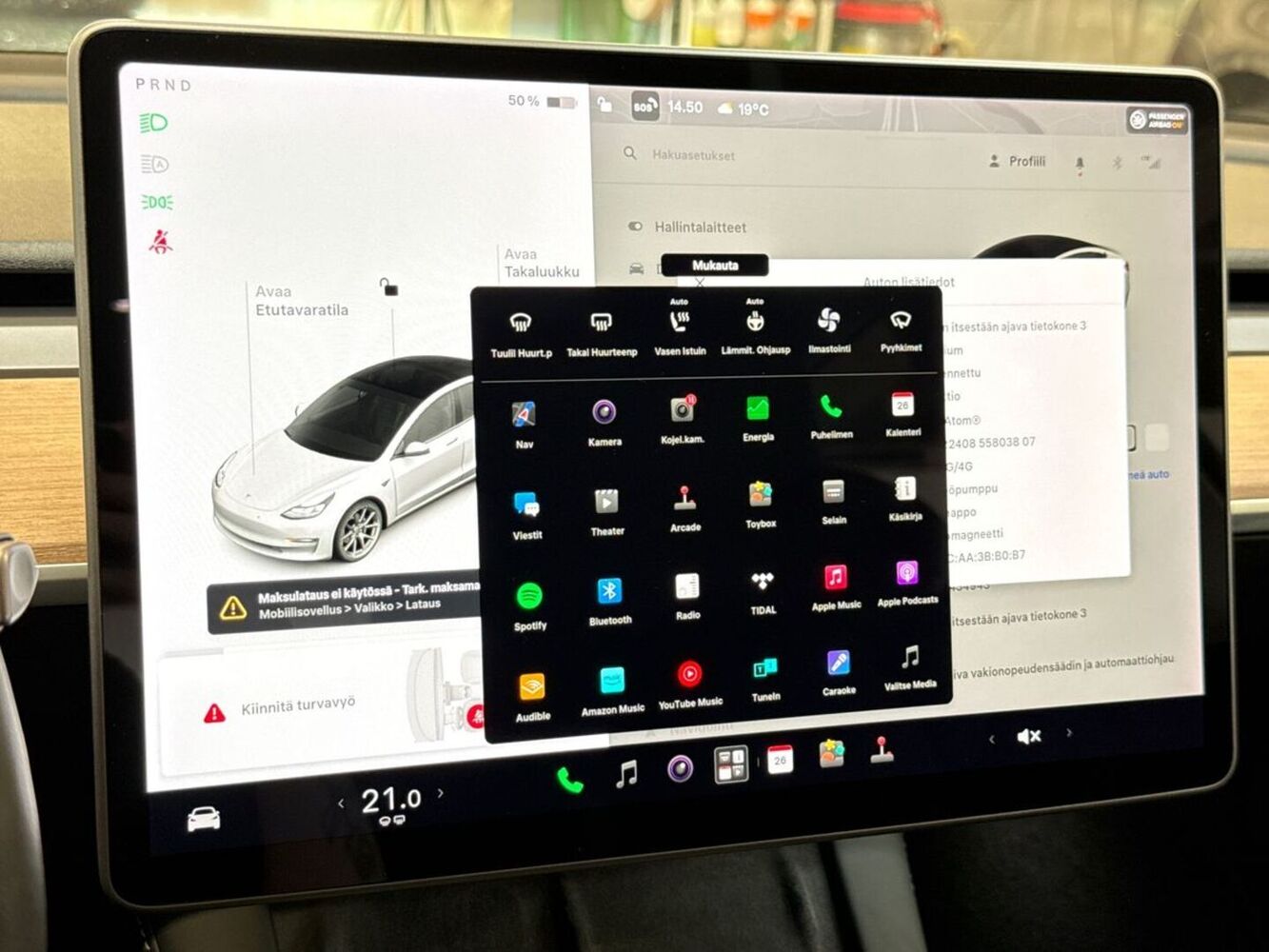 Tesla Model 3 vaihtoauto
