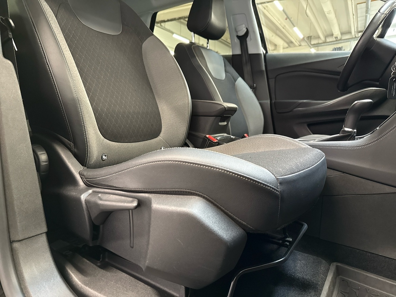 Opel Grandland X vaihtoauto