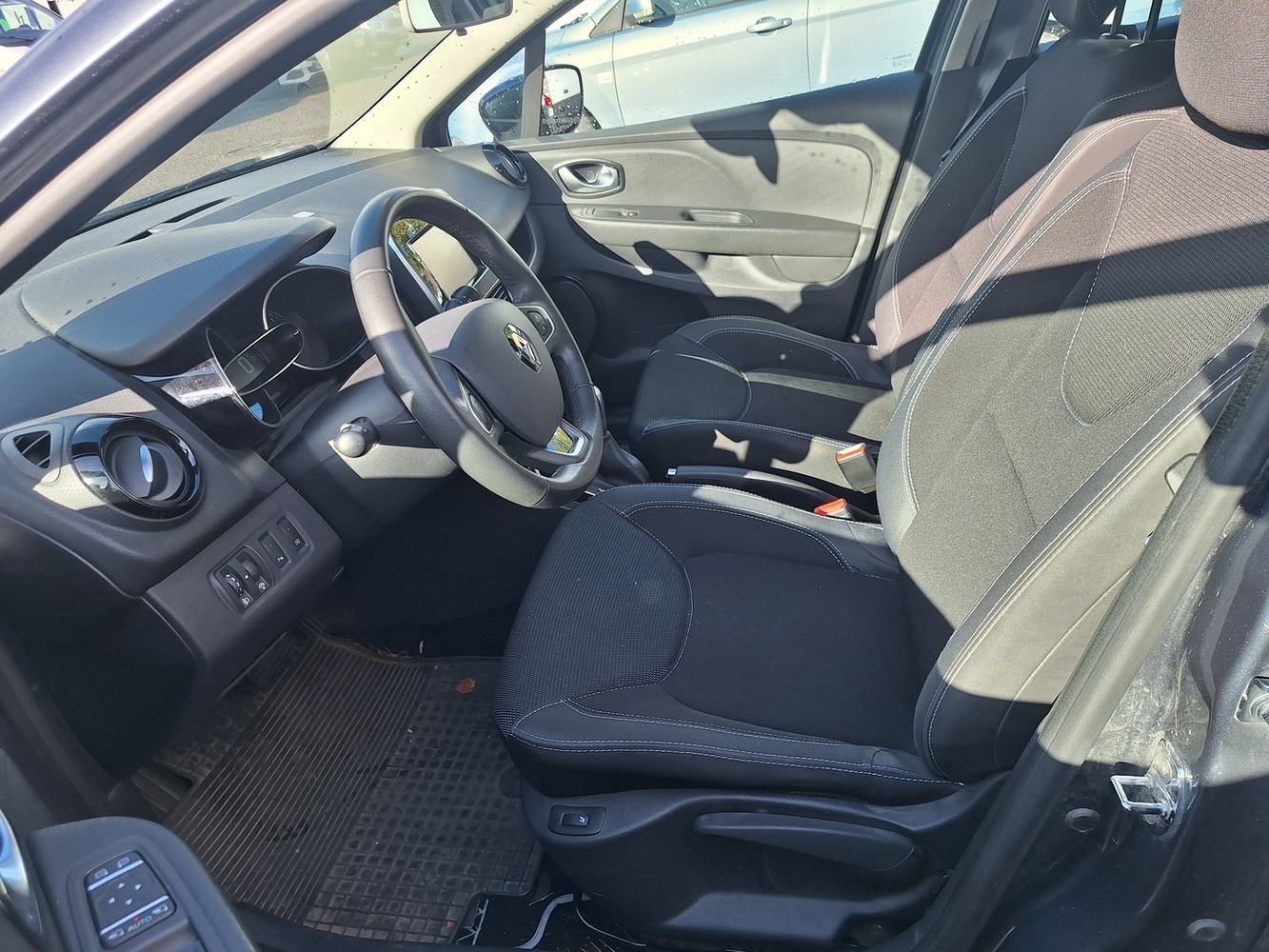 Renault Clio vaihtoauto
