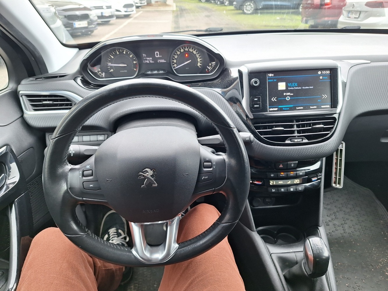 Peugeot 208 vaihtoauto