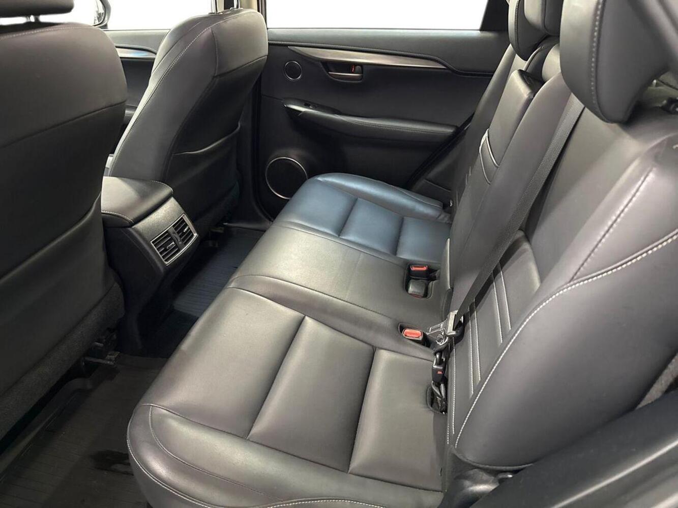 Lexus NX vaihtoauto