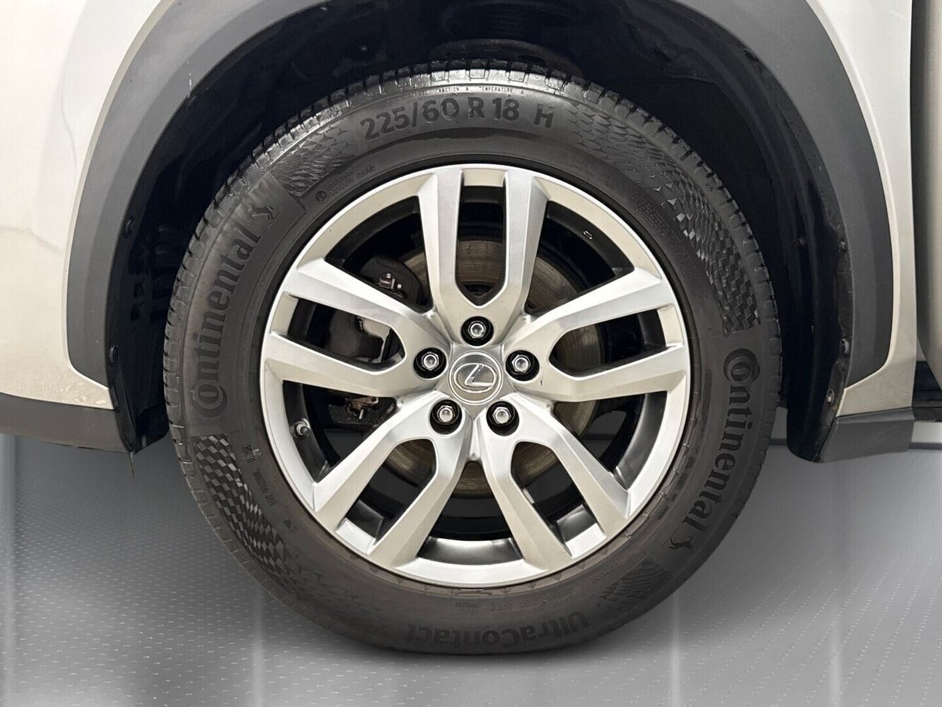Lexus NX vaihtoauto