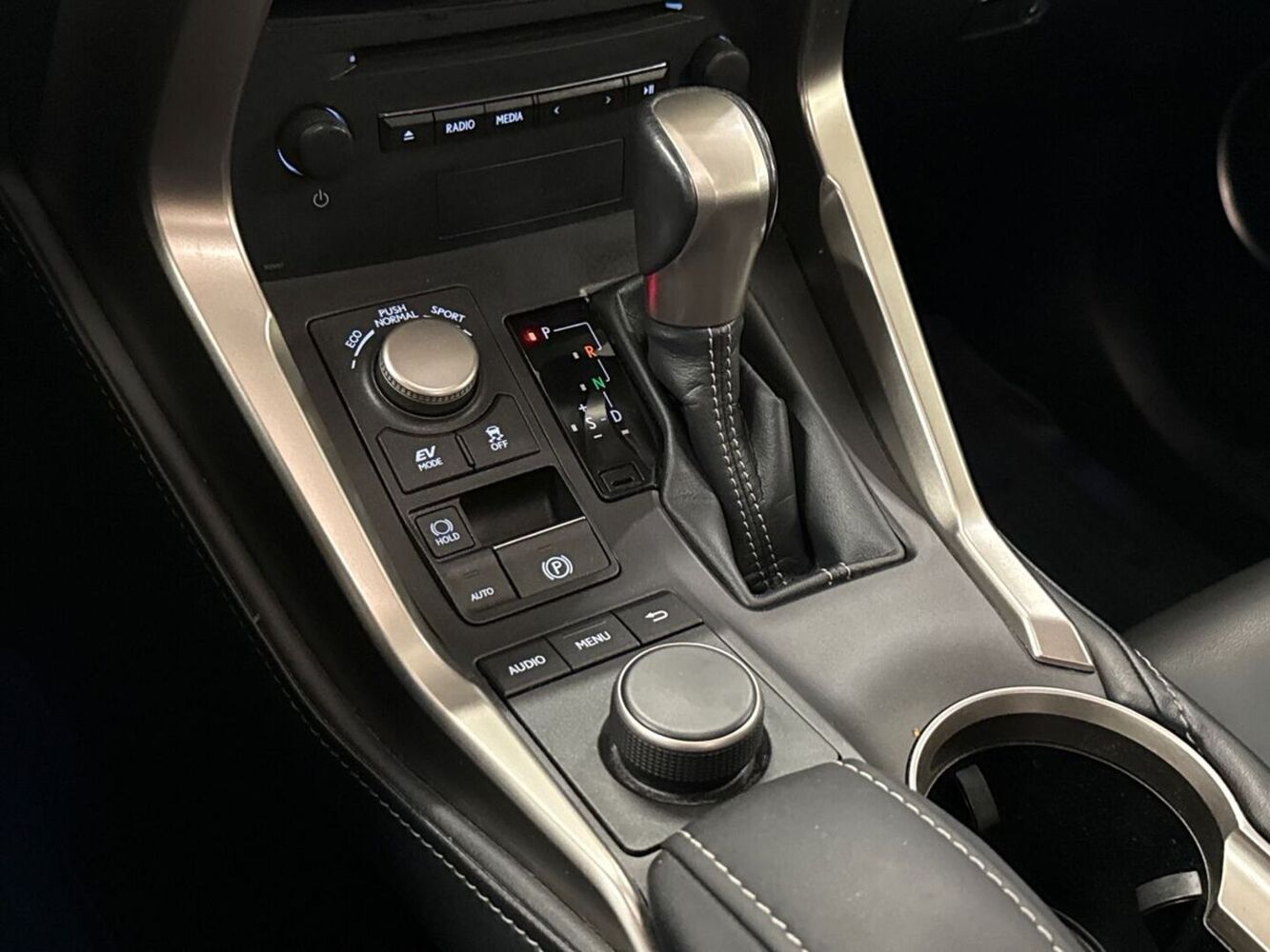 Lexus NX vaihtoauto