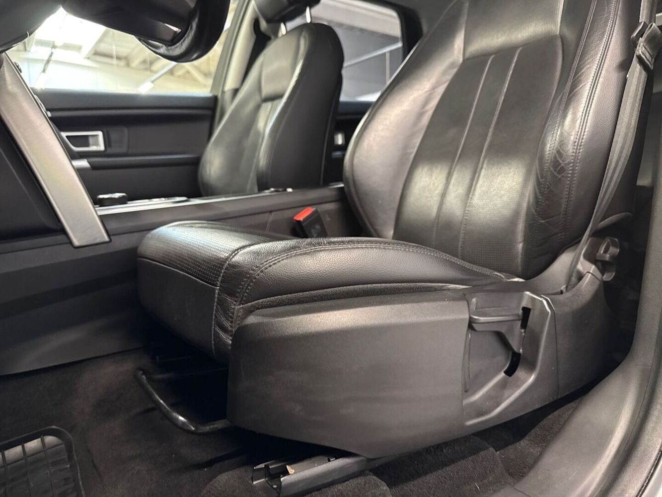 Land Rover Discovery Sport vaihtoauto