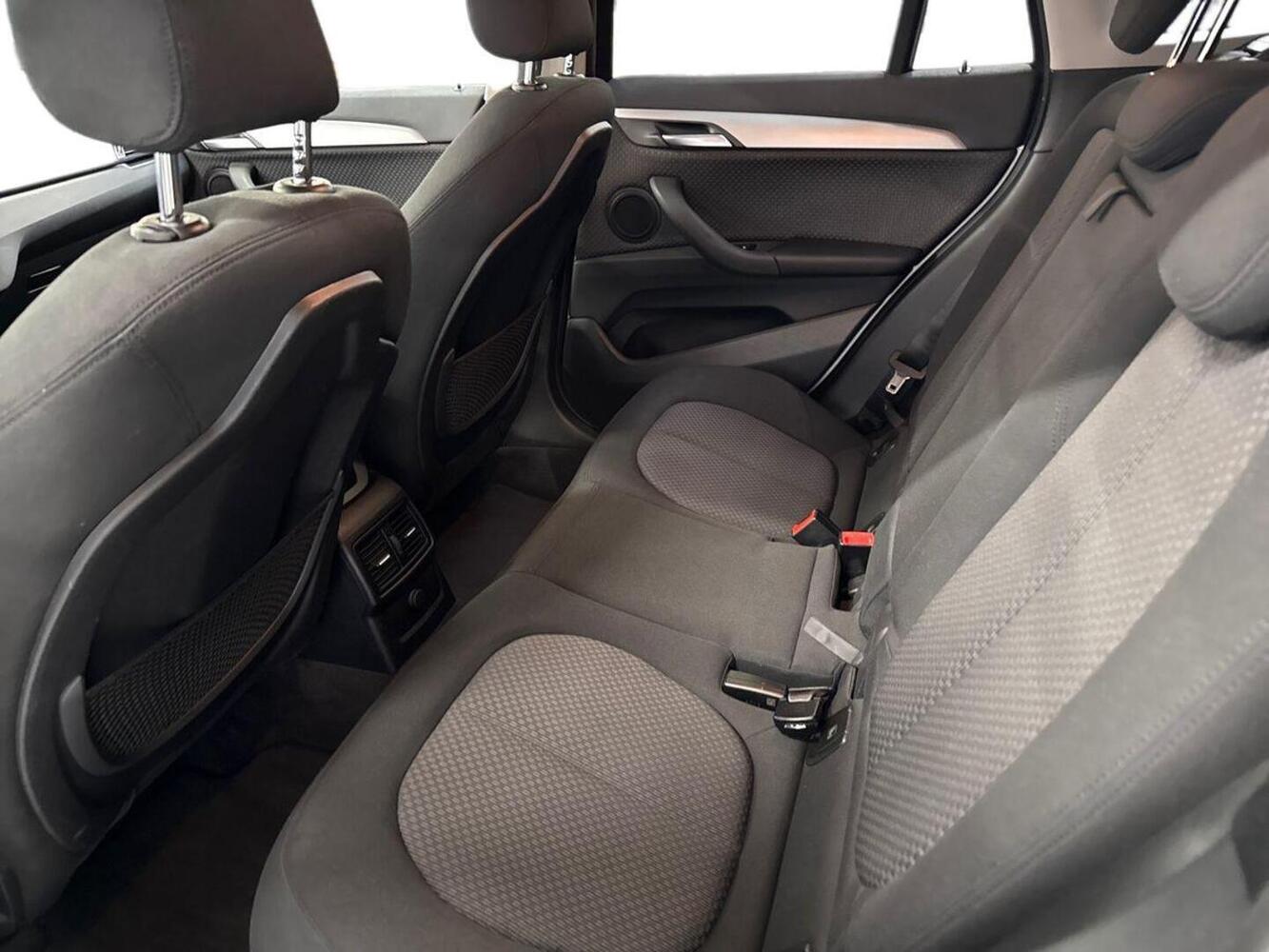 BMW X1 vaihtoauto