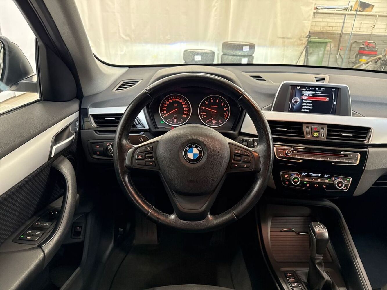 BMW X1 vaihtoauto